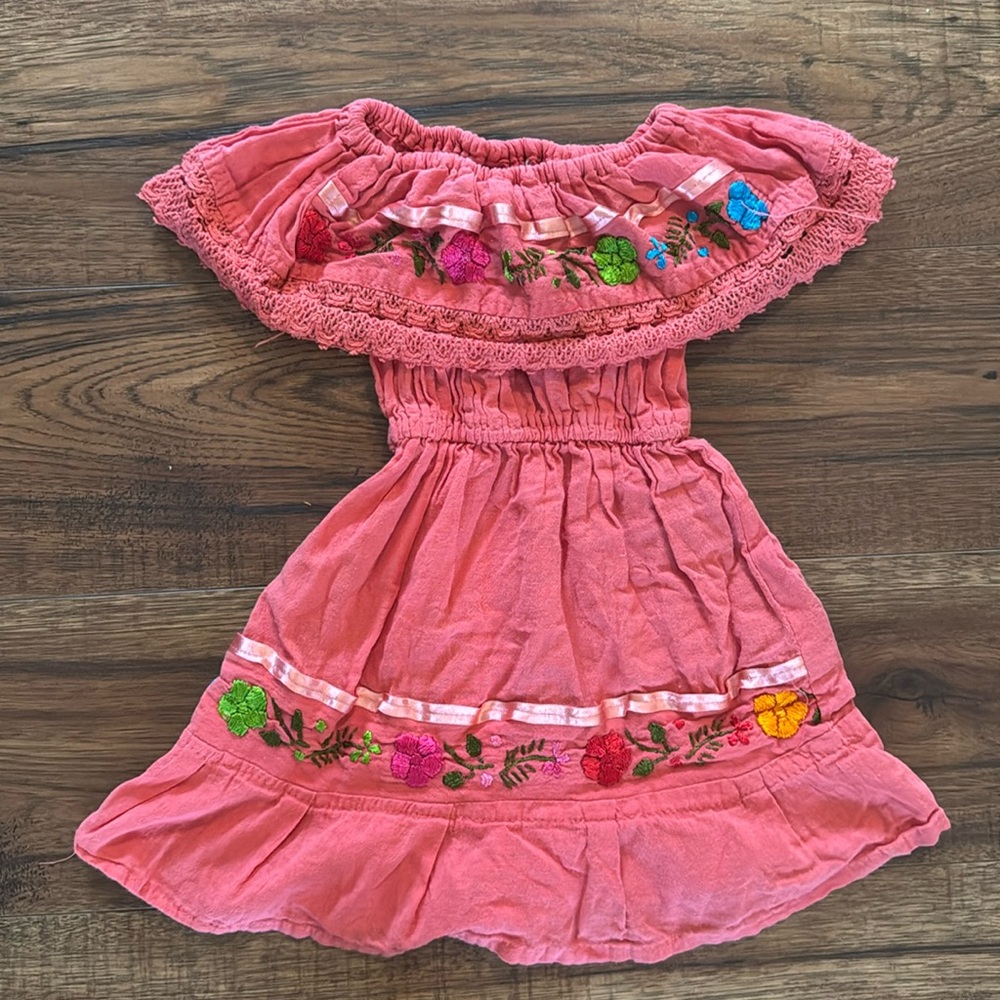 1-2yr old pink floral dress, lightly used, no wear and tear.